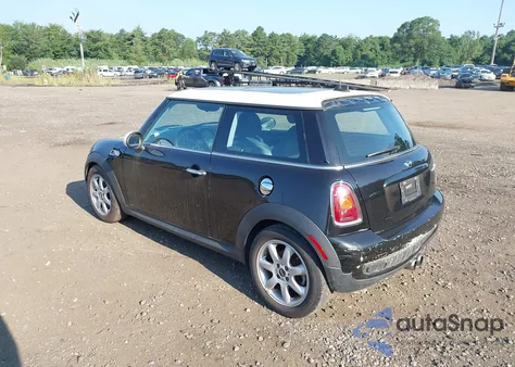 2010 Mini Cooper S z USA, uszkodzony, nr VIN WMWMF7C59ATX43415